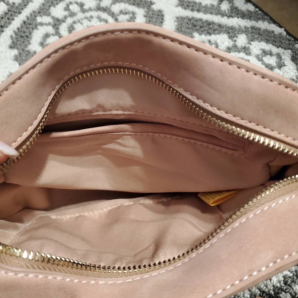 Bag - Picture 2 of 3